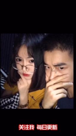 吃星星的恐龙男孩