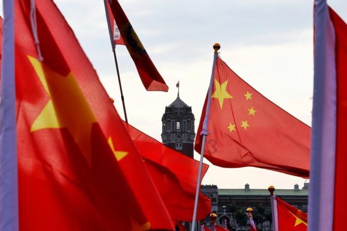 滚动的圆球无敌版