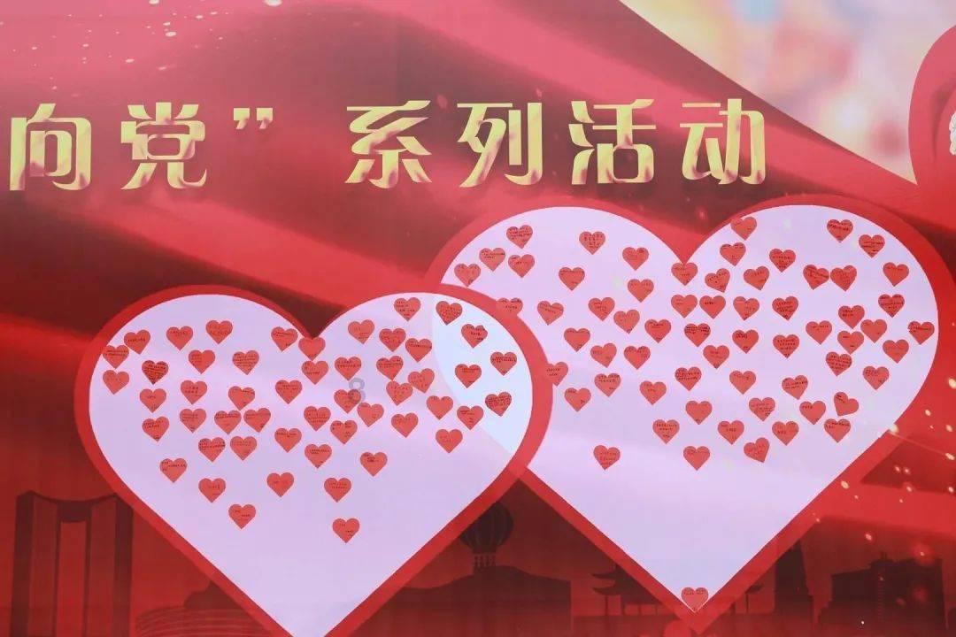 吃星星的恐龙男孩